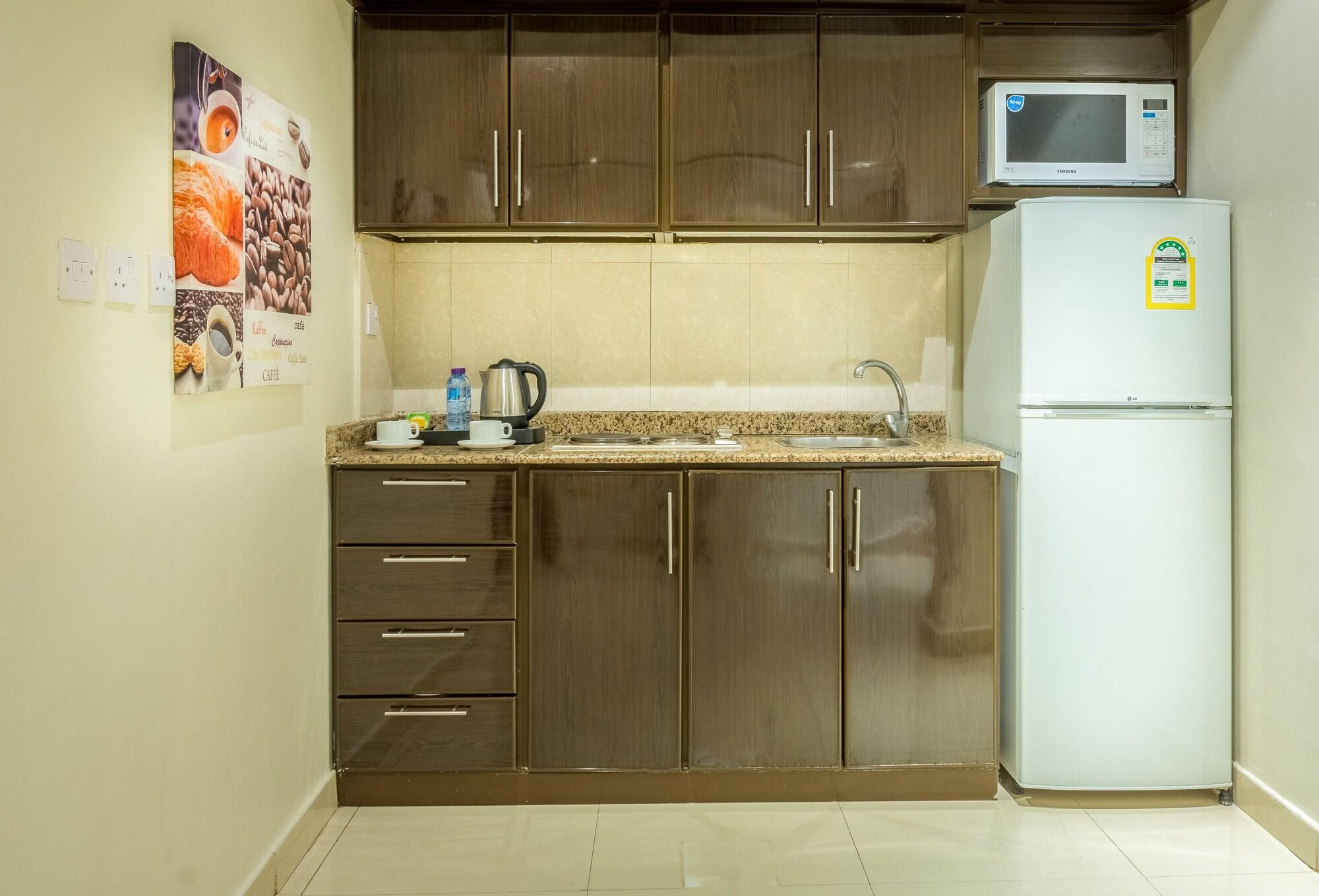Al Muhaidb Al Takhassosi Abaqrino Riad Exterior foto