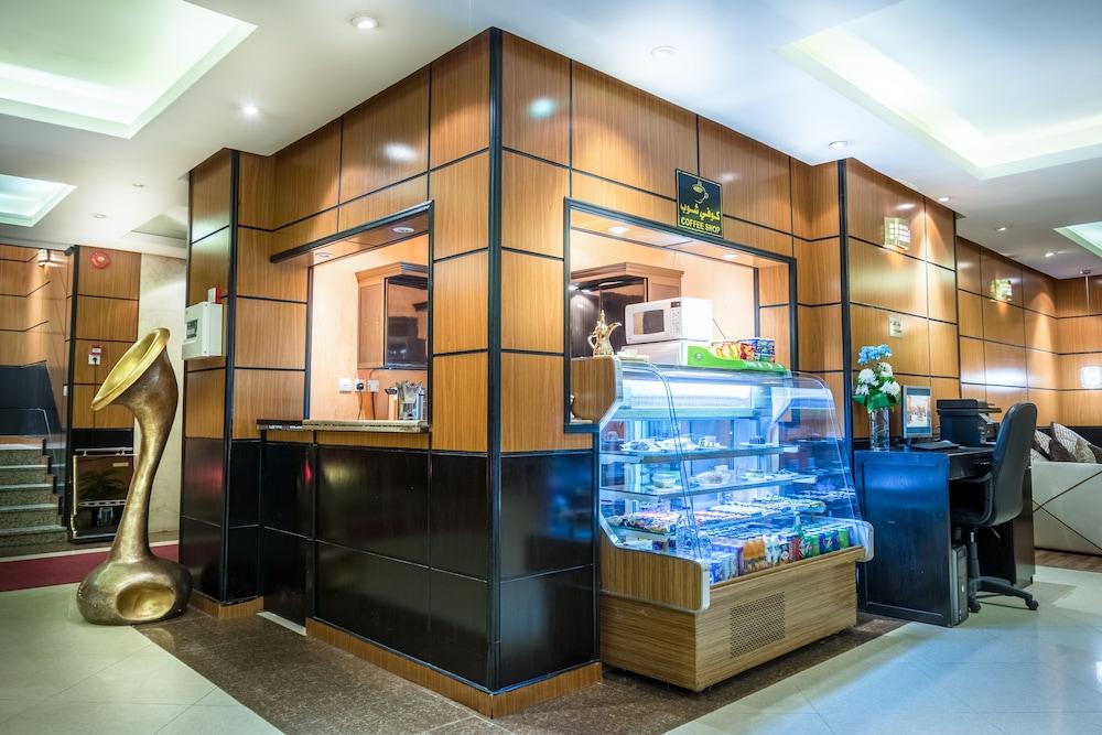 Al Muhaidb Al Takhassosi Abaqrino Riad Exterior foto