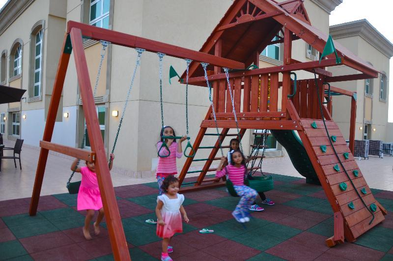 Al Muhaidb Al Takhassosi Abaqrino Riad Exterior foto