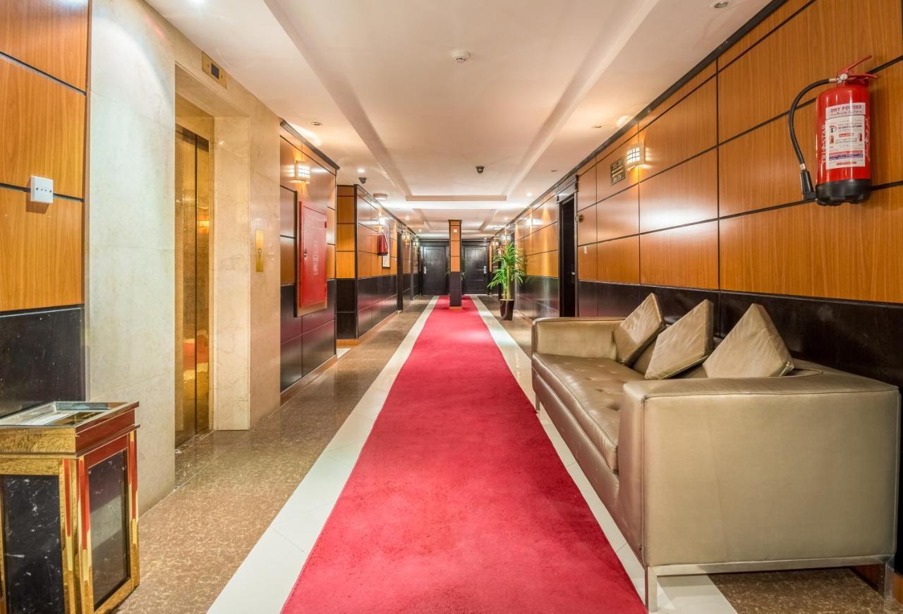 Al Muhaidb Al Takhassosi Abaqrino Riad Exterior foto