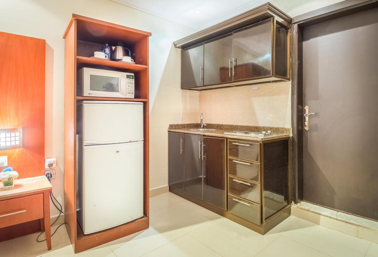 Al Muhaidb Al Takhassosi Abaqrino Riad Exterior foto
