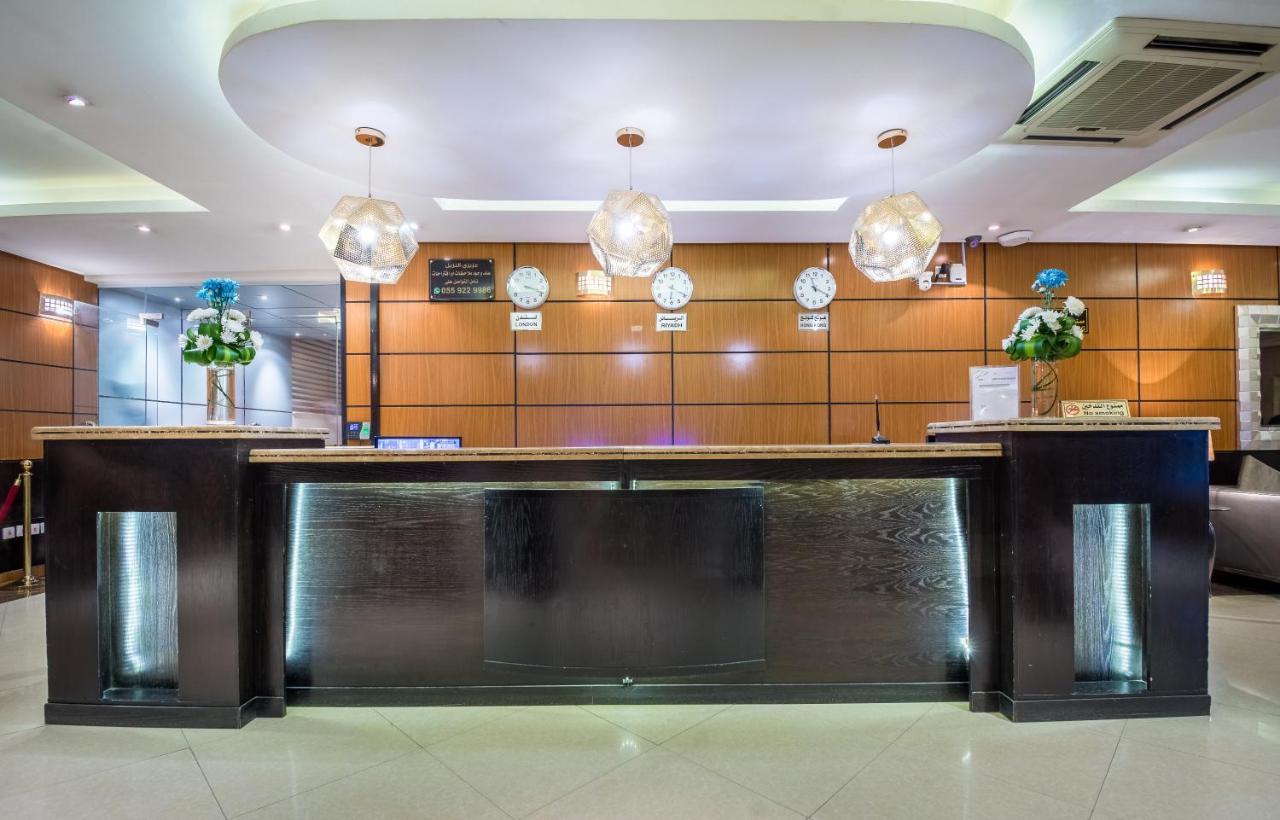 Al Muhaidb Al Takhassosi Abaqrino Riad Exterior foto